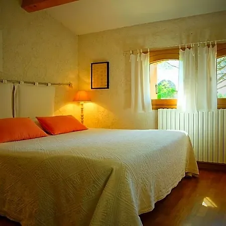 Le Manoir Saint Clair Bed & Breakfast